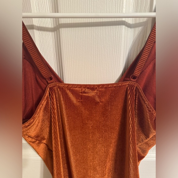 Urban Outfitters Out From Under Rust Orange Ribbed Bodysuit M - Picture 3 of 6
